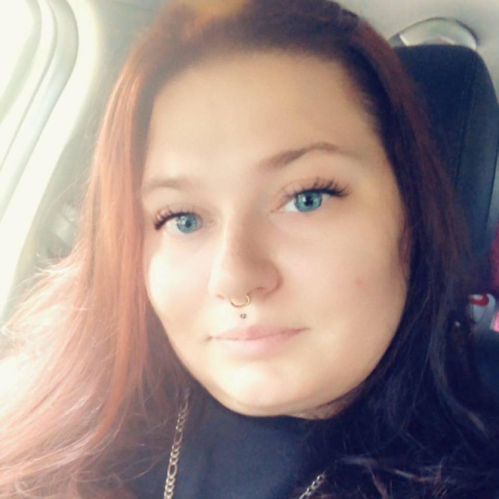 Meet your Posher, Alessa